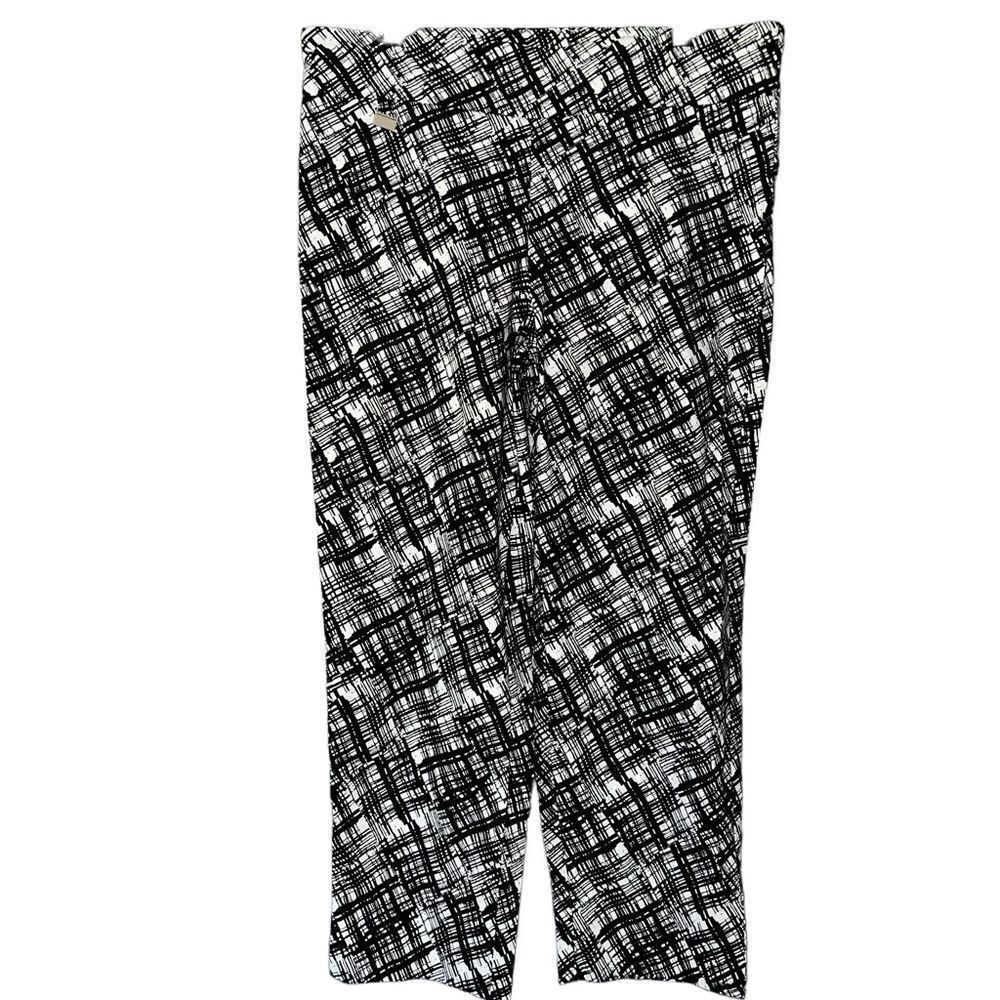 ‎Courtenay black & white pull-in pants 16W NWT